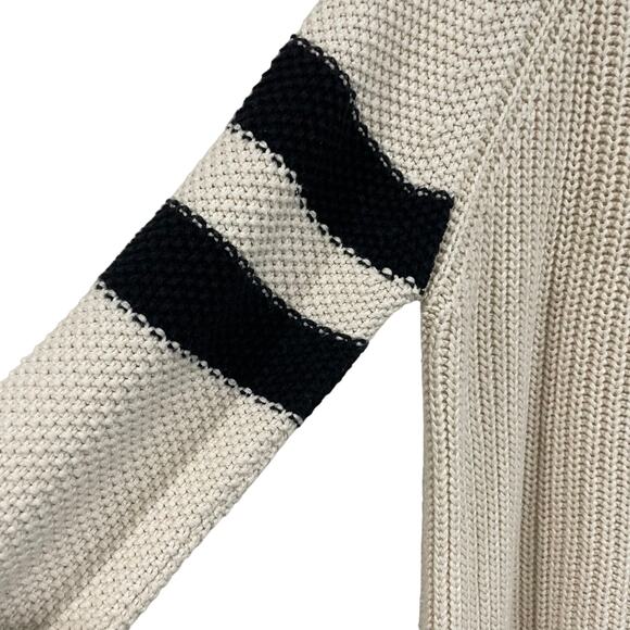 FOREVER 21 Women’s Crewneck Sweater Size Small - Picture 5 of 5